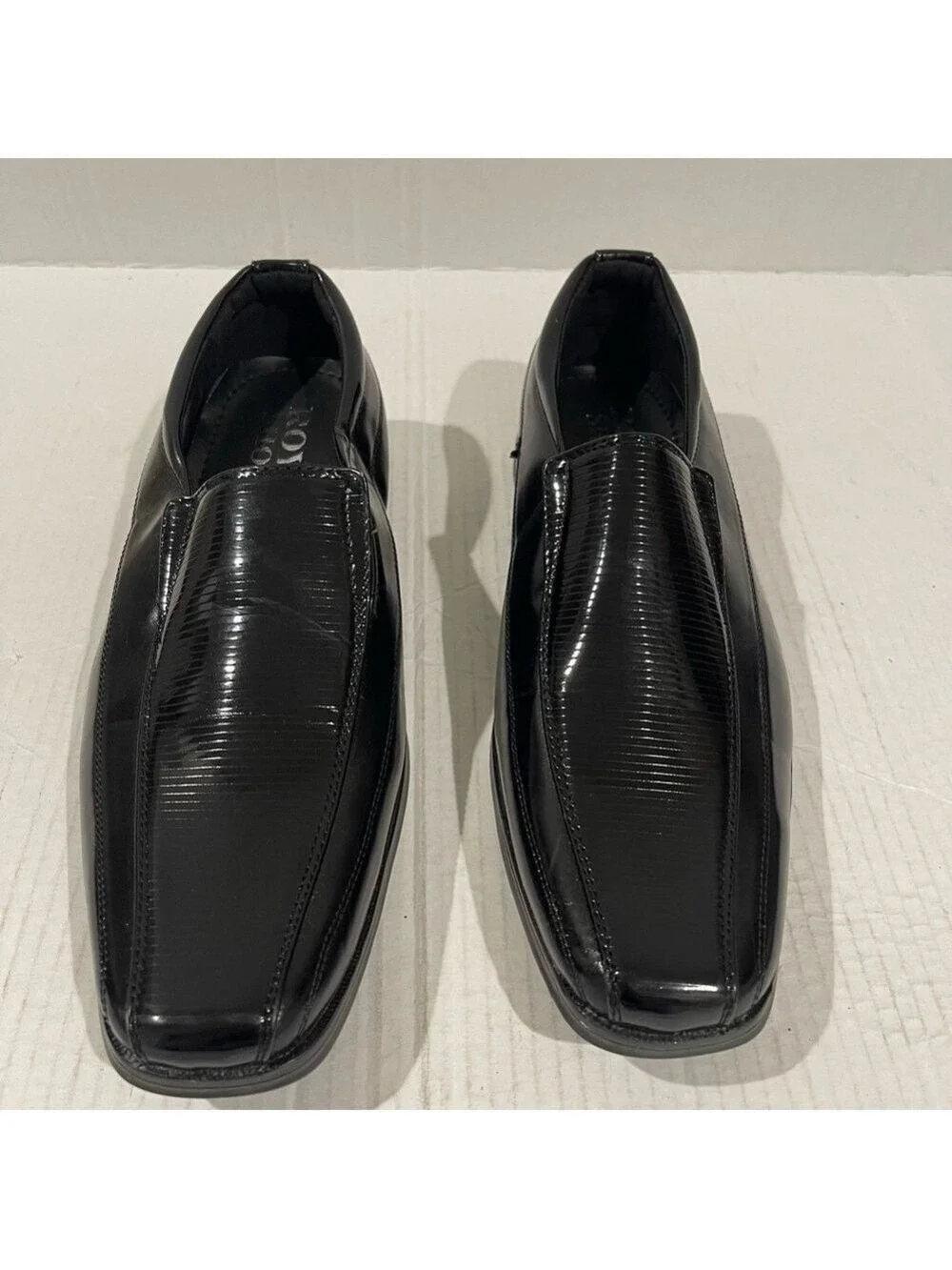 Royal Shoes men’s royal